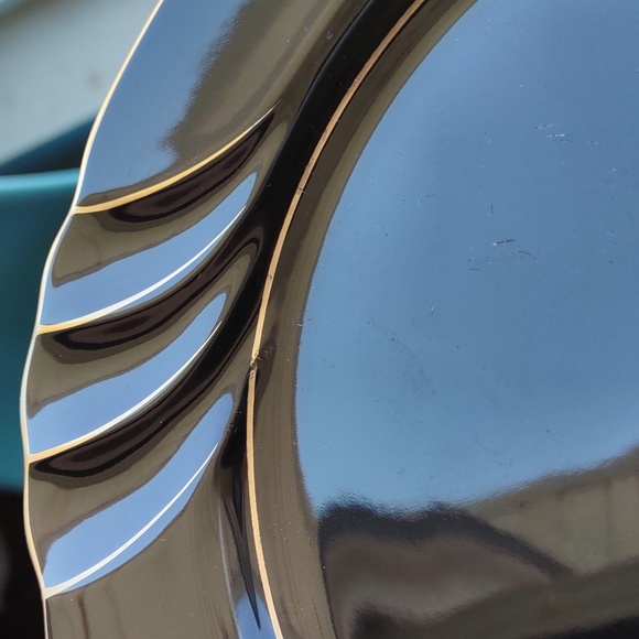 Wave Golden Black Salad Plates Gallery Collections by Ranmaru - Picture 8 of 10
